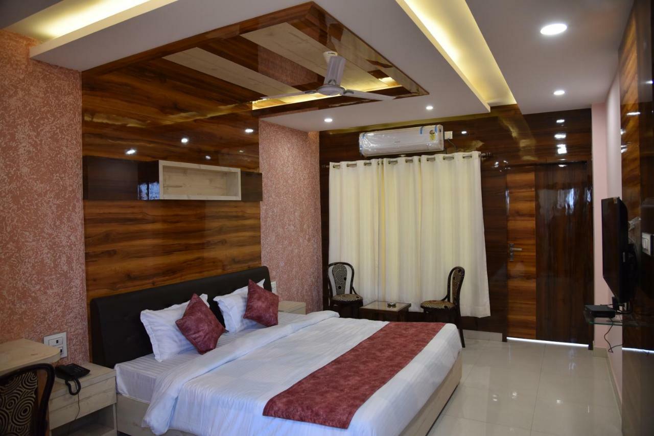 Hotel Pushpanjali Bhopal Luaran gambar